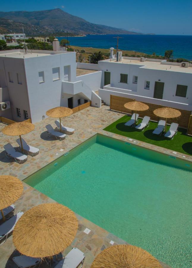 Ostria Hotel & Apartments Gavrio Esterno foto