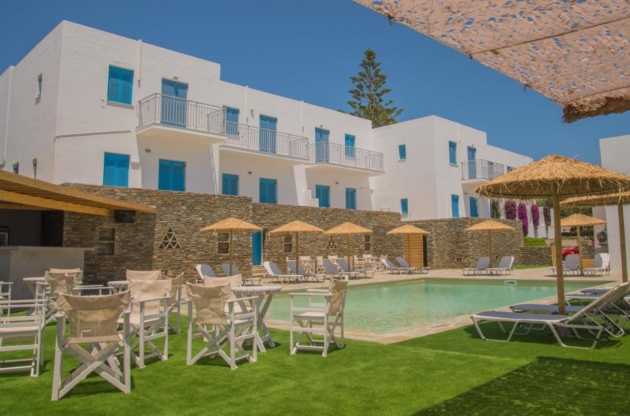 Ostria Hotel & Apartments Gavrio Esterno foto
