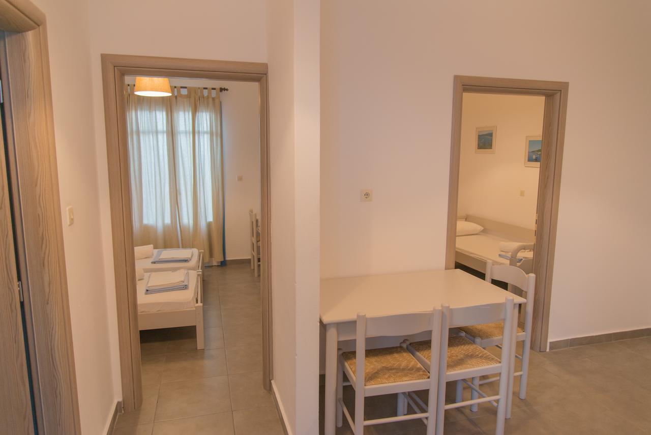 Ostria Hotel & Apartments Gavrio Esterno foto