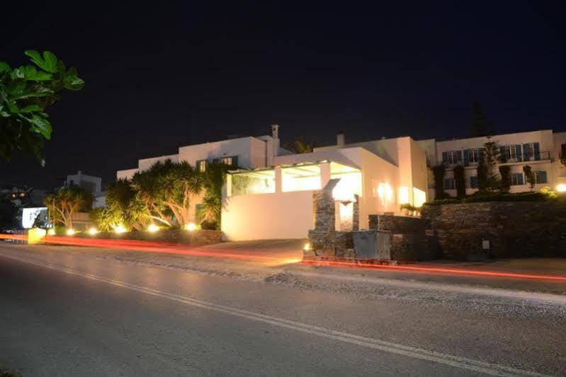 Ostria Hotel & Apartments Gavrio Esterno foto